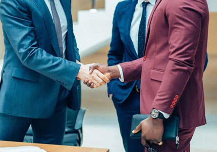 必一运动 数控-展会合影现场