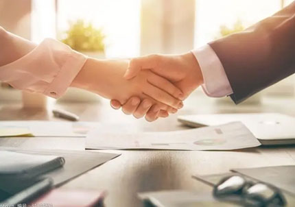 必一运动 数控-展会合影现场